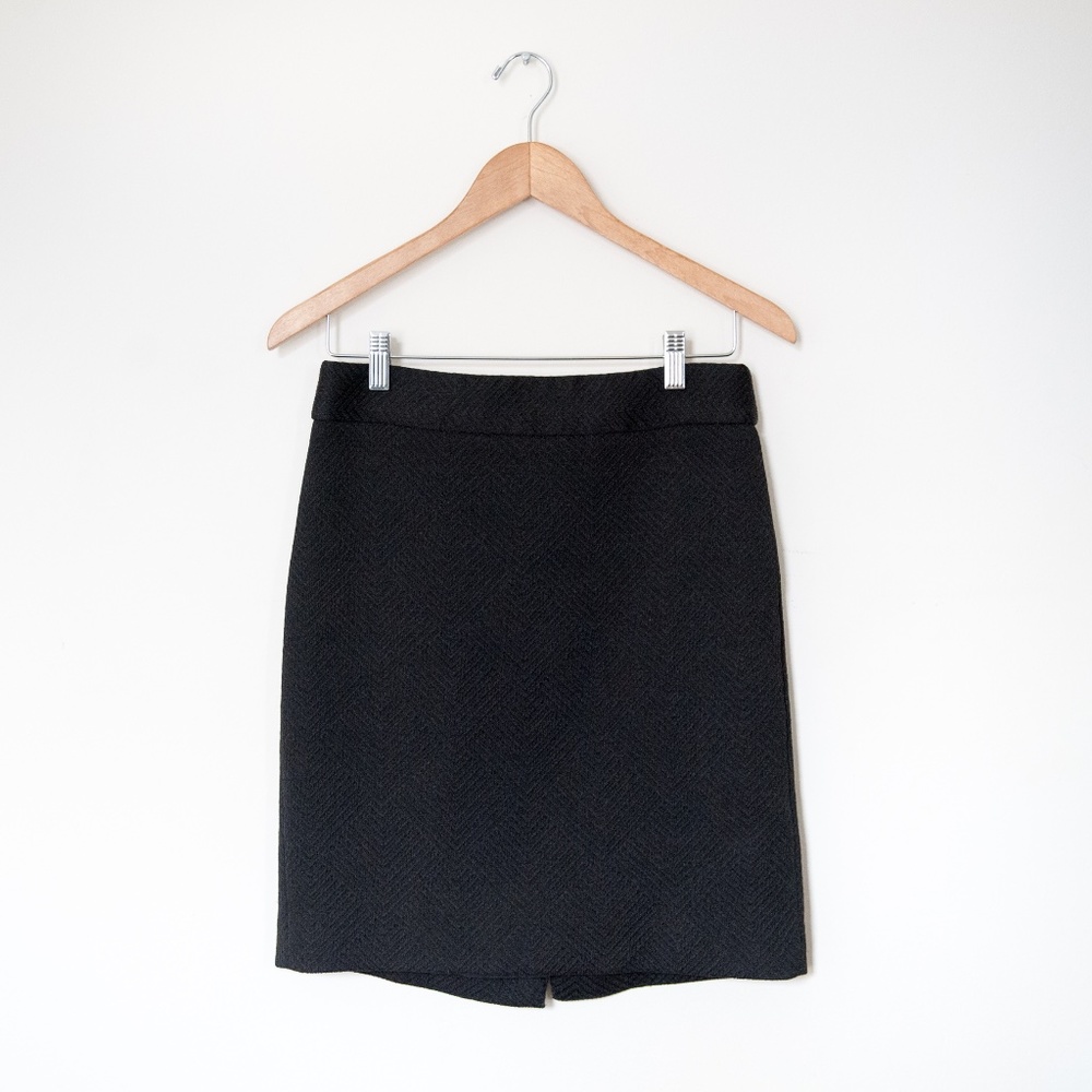 Banana Republic Classic Pencil Skirt